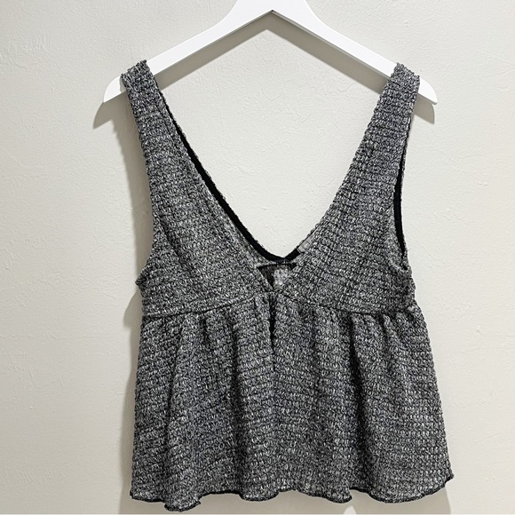 URBAN OUTFITTERS Women’s Black Marled Waffle Knit Double-V Peplum Top Size L - Picture 1 of 7